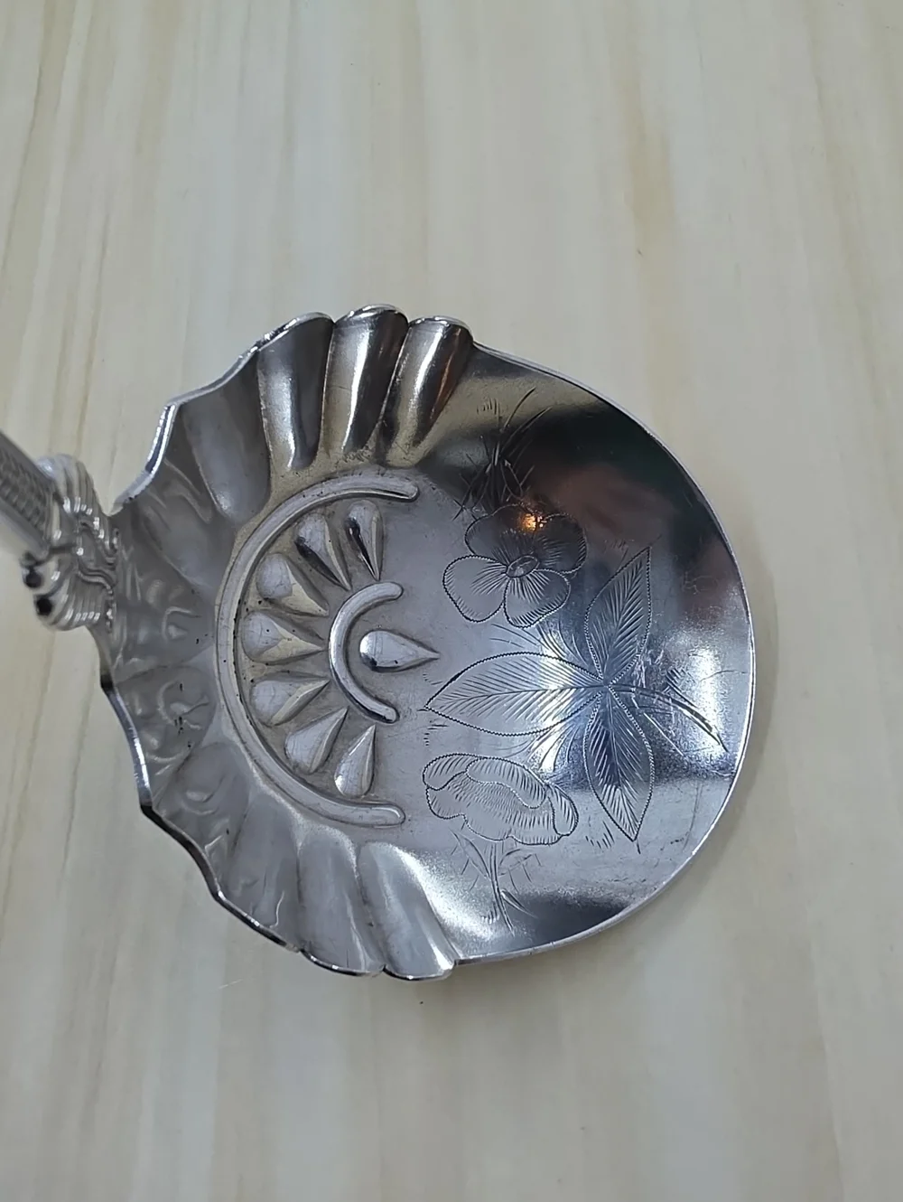 Towle Silver Norwood Pattern Punch Ladle Glossy Silverplate No Mono Ornate
